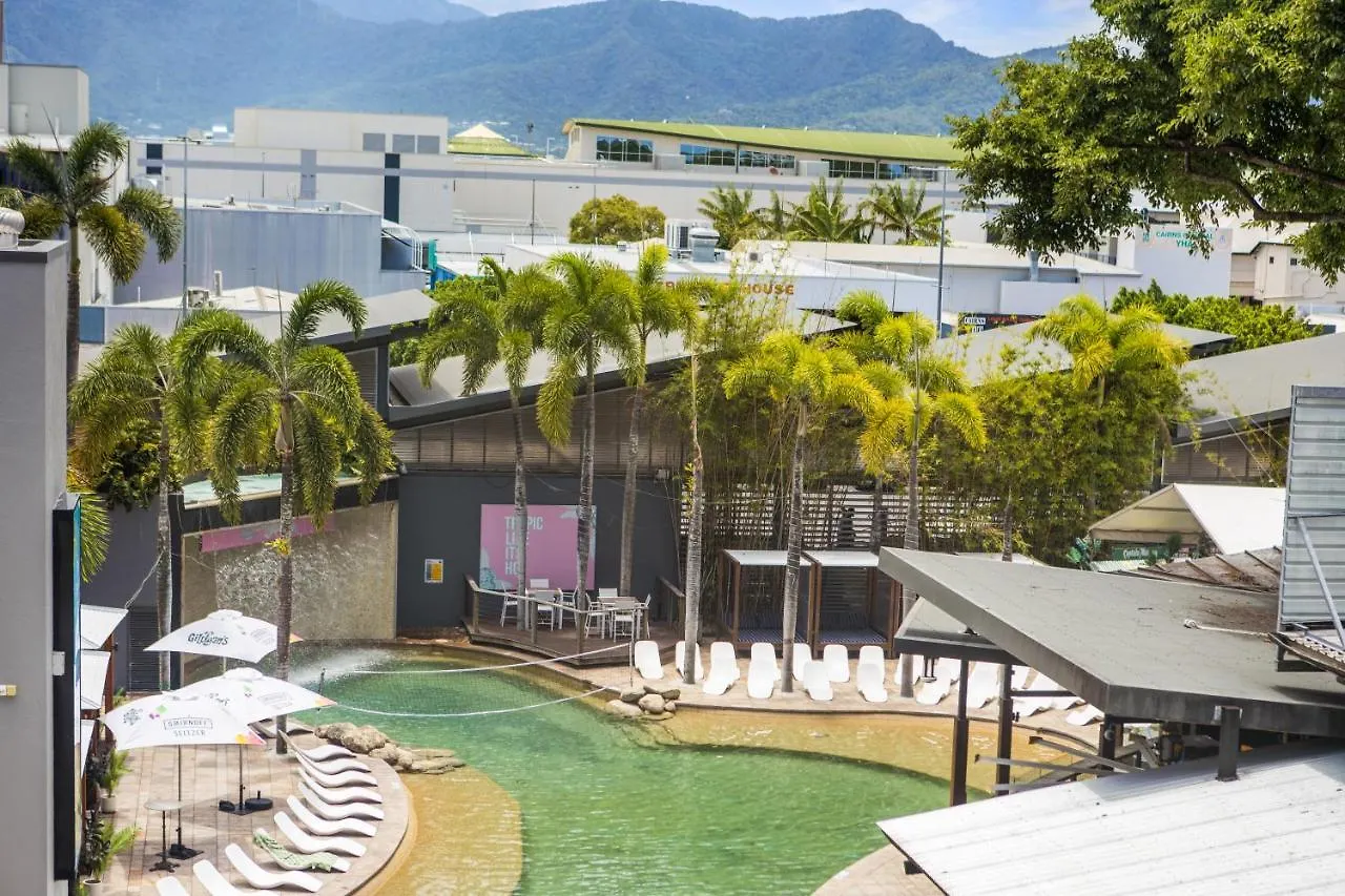 Gilligan'S Hotel & Resort Cairns