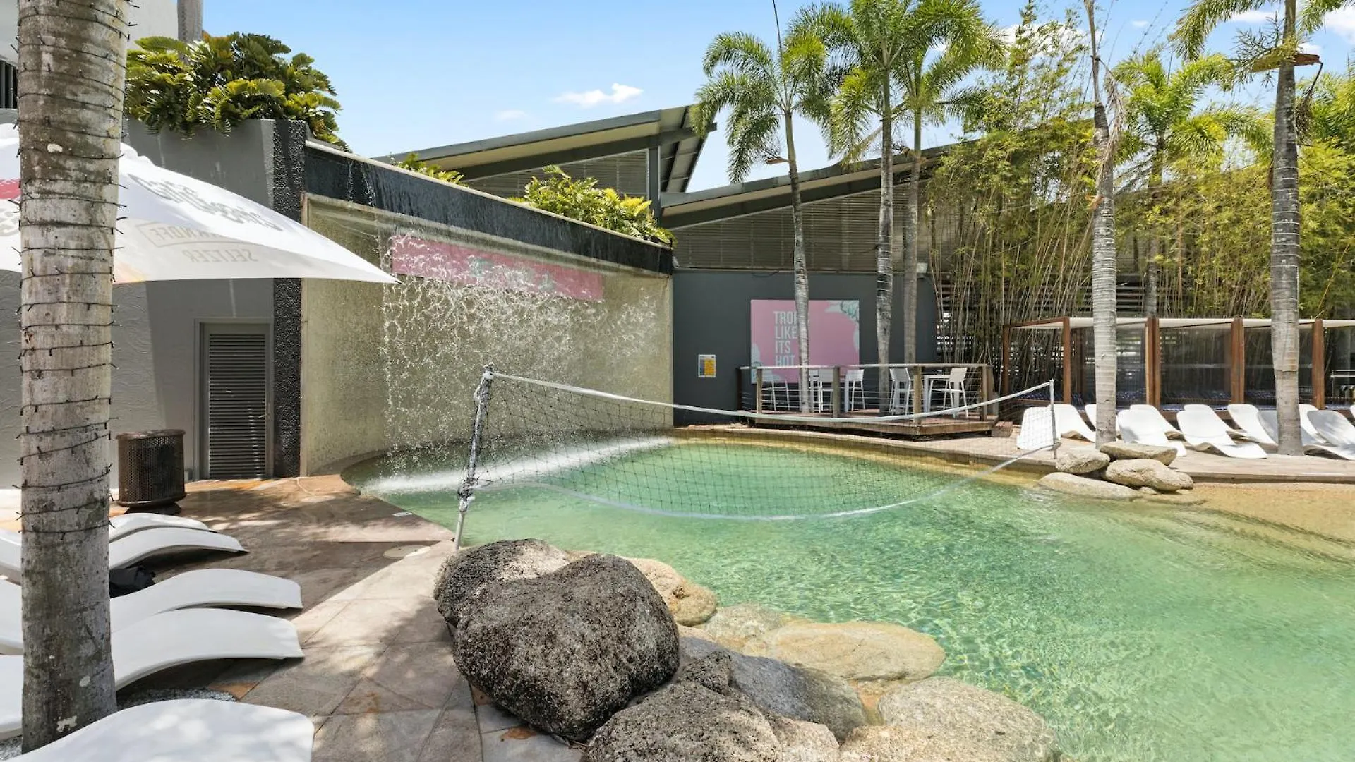 Hostel Gilligan'S Hotel & Resort Cairns