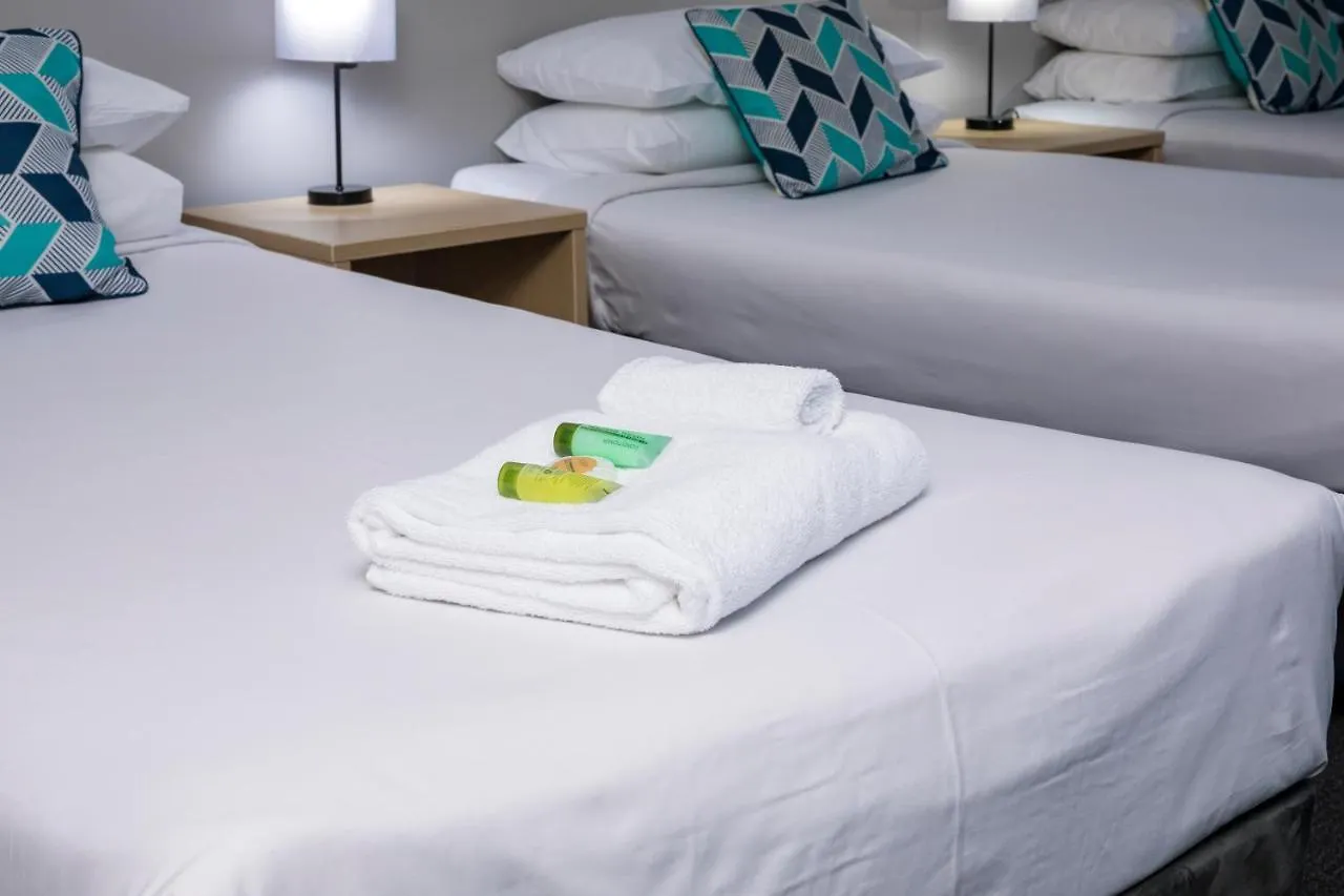 Gilligan'S Hotel & Resort Cairns Hostel