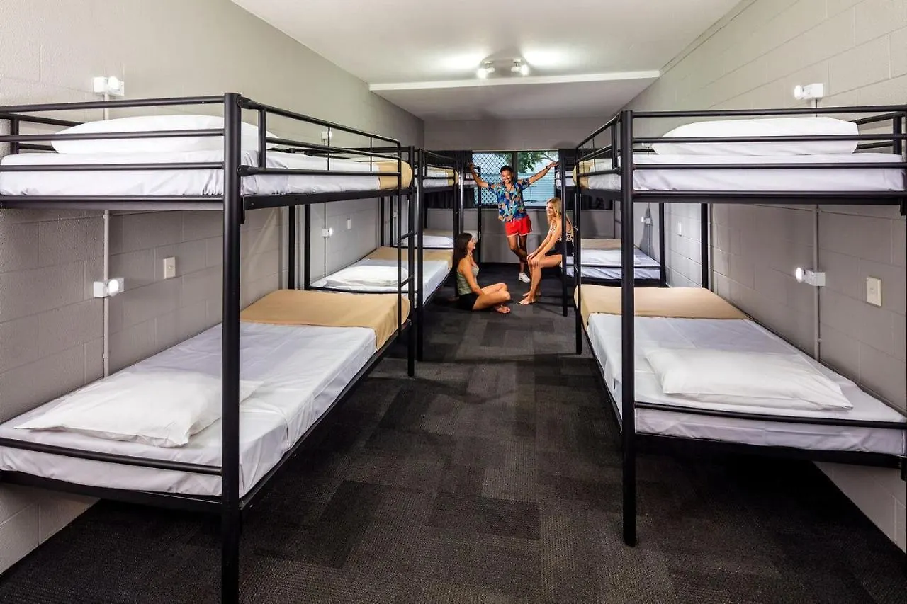 Gilligan'S Hotel & Resort Cairns
