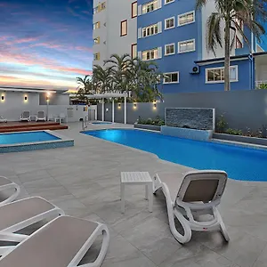 Catalina Apartahotel